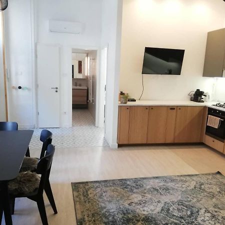 2 Bedroom Stylish Apartment In Buda Будапеща Екстериор снимка